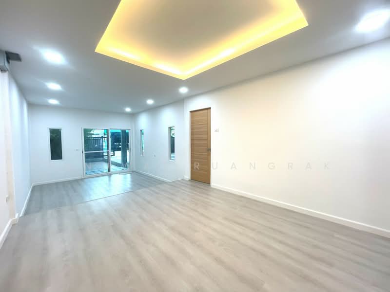 แสนนคร รามอินทรา 109 พระยาสุเรนท์ 8, กรุงเทพ, บางชัน, คลองสามวา, กรุงเทพ, 120 ตร.ม., บ้านเดี่ยว ขาย, โดย Panuwat Ruangrak, 500222763 - DDproperty.com