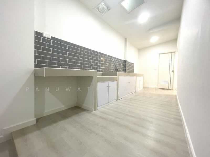 แสนนคร รามอินทรา 109 พระยาสุเรนท์ 8, Bangkok, Bang Chun, Khlong Sam Wa, Bangkok, 2 Bedrooms, 120 sqm, Single Detached House For Sale, by Panuwat Ruangrak, 500222763 - DDproperty.com