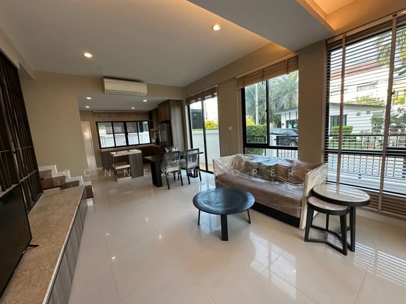 Bless Town Sukhumvit 50, Bangkok, Sukhumvit 50 Road, Phra Kanong, Khlong Toei, Bangkok, 3 Bedrooms, 300 sqm, Townhouse For Rent, by Connex Property, 500222767 - DDproperty.com