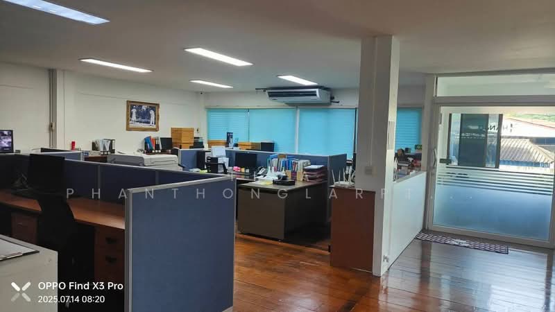 ให้เช่า โกดัง เก็บสินค้า และออฟฟิศสำนักงาน บนถนน.เฉลิมพระเกียรติ ร.9 ใกล้มอเตอร์เวย์, Bangkok, Dok Mai, Prawet, Bangkok, , 2,000 sqm, Warehouse/Factory For Rent, by Tida phanthonglarptawee, 500222795 - DDproperty.com