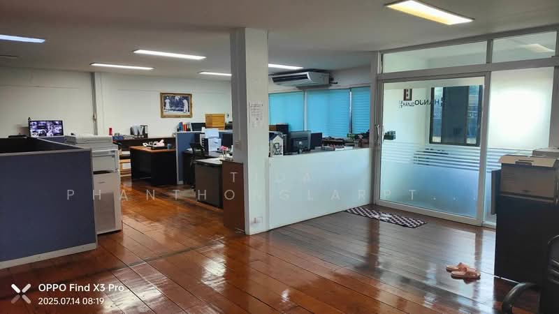 ให้เช่า โกดัง เก็บสินค้า และออฟฟิศสำนักงาน บนถนน.เฉลิมพระเกียรติ ร.9 ใกล้มอเตอร์เวย์, กรุงเทพ, ดอกไม้, ประเวศ, กรุงเทพ, 2,000 ตร.ม., โกดัง-โรงงาน ให้เช่า, โดย Tida phanthonglarptawee, 500222795 - DDproperty.com