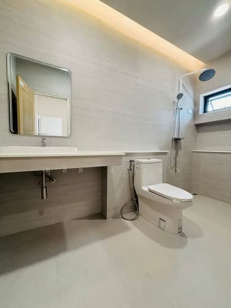 ขายบ้านเดียวชั้นเดียวหลังใหญ่ สไตล์โมเดิร์น นาพร้าว ศรีราชา, ชลบุรี, สุรศักดิ์, ศรีราชา, ชลบุรี, 200 ตร.ม., บ้านเดี่ยว ขาย, โดย ดุสิต แสงฟ้า, 500222821 - DDproperty.com