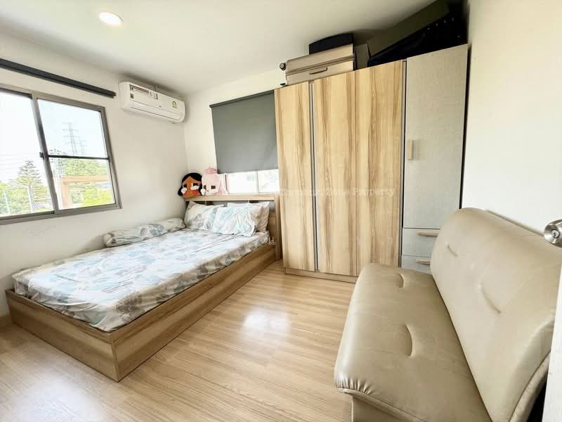 ขายบ้านเดี่ยวหลังใหญ่ หลังมุม โครงการใหม่ ม.ริมเขาบางพระ ศรีราชา, Chon Buri (Pattaya), Bang Phra, Si Racha, Chon Buri (Pattaya), 3 Bedrooms, 220 sqm, Single Detached House For Sale, by Dusit Saengfa, 500222836 - DDproperty.com