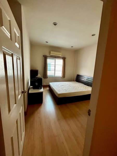 Prinyaluck Light Rama 5, Nonthaburi, Bang Krang, Muang Nonthaburi, Nonthaburi, 2 Bedrooms, 107 sqm, Townhouse For Sale, by Chartchai Kaennarong, 500222854 - DDproperty.com