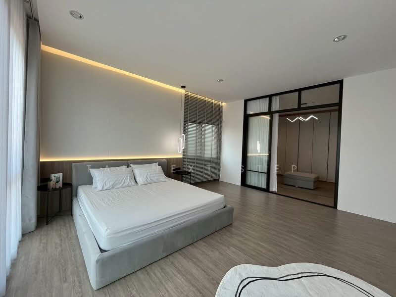 Baan Klang Muang The Edition Bangna Wongwaen, Bangkok, 189 Kanchanaphisek Road, Dok Mai, Prawet, Bangkok, 4 Bedrooms, 320 sqm, Single Detached House For Rent, by Tai Next Step, 500222874 - DDproperty.com