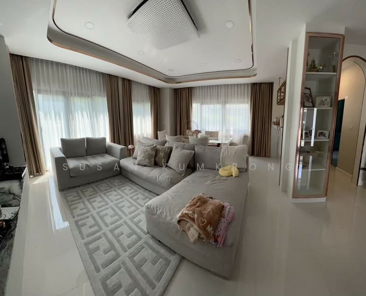 The City Rama2-Phuttabucha, Bangkok, พุทธบูชา 36, Thung Khru, Thung Khru, Bangkok, 5 Bedrooms, 400 sqm, Single Detached House For Sale, by Susan Kumkrong, 500222883 - Living room - DDproperty.com