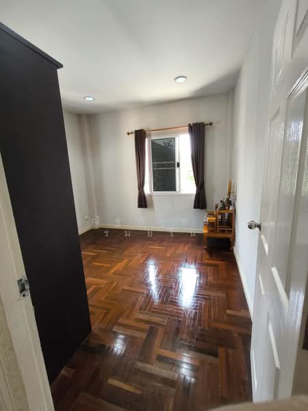 Baan Maneerin Park, Pathum Thani, Rangsit-Pathumthani Road, Ban Klang, Muang Pathum Thani, Pathum Thani, 3 Bedrooms, 190 sqm, Single Detached House For Sale, by ณัฐพิสุทธิ์ รมย์รื่น, 500222916 - ห้องนอนที่3 - DDproperty.com