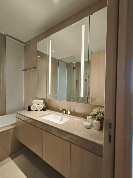 Magnolias Waterfront Residences, Bangkok, 259 Charoen Nakhon Road, Khlong Ton Sai, Khlong San, Bangkok, 2 Bedrooms, 102 sqm, Condo For Rent, by Phasama Pheunpong, 500222917 - DDproperty.com