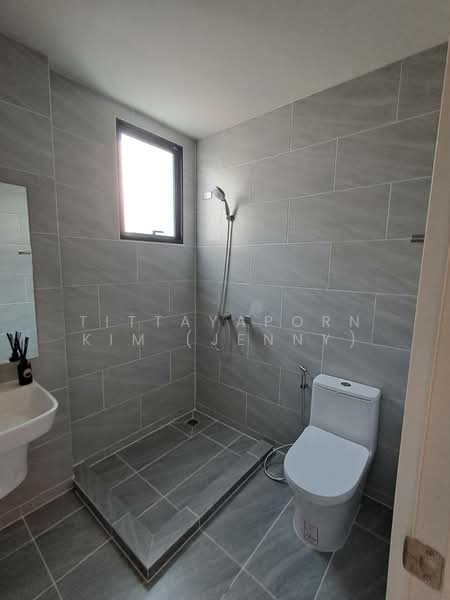 Altitude Kraf Bangna, Samut Prakan, 159 Moo 12, Liap Klong Luang Phaeng Road, Bang Kaeo, Bang Plee, Samut Prakan, 3 Bedrooms, 132 sqm, Townhouse For Sale, by Tittayaporn Kim (Jenny), 500222920 - DDproperty.com