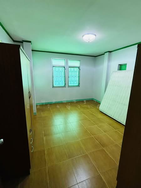 บ้านเช่าลาดพร้าว ใกล้รถไฟฟ้าสถานีโชคชัย4 บ้านหลังมุม 79ตรว. 4นอน 2น้ำ 3ที่จอดรถ บ้านตกแต่งครบ, Bangkok, Lat Phrao, Lat Phrao, Bangkok, 4 Bedrooms, 300 sqm, Single Detached House For Rent, by เฌอณิษฐา นิติวัชญ์วาณิช, 500222921 - DDproperty.com