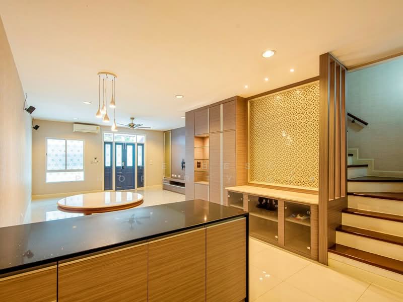 Leon Sukhumvit 62, Bangkok, Soi Sampopnaruemit, Bang Chak, Phra Khanong, Bangkok, 4 Bedrooms, 224 sqm, Townhouse For Sale, by The Best Property แอ๊ด, 500222929 - DDproperty.com