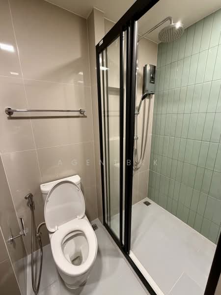 FLO by Sansiri, Bangkok, Somdet Chaopraya Road, Khlong San, Khlong San, Bangkok, 1 Bedroom, 29 sqm, Condo For Rent, by Agentbkk, 500222938 - DDproperty.com