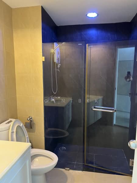 The Station Sathorn-Bangrak, Bangkok, 109 Chareonkrung 65 Road, Yan Nawa, Sathon, Bangkok, 1 Bedroom, 35 sqm, Condo For Rent, by Agentbkk, 500222943 - DDproperty.com