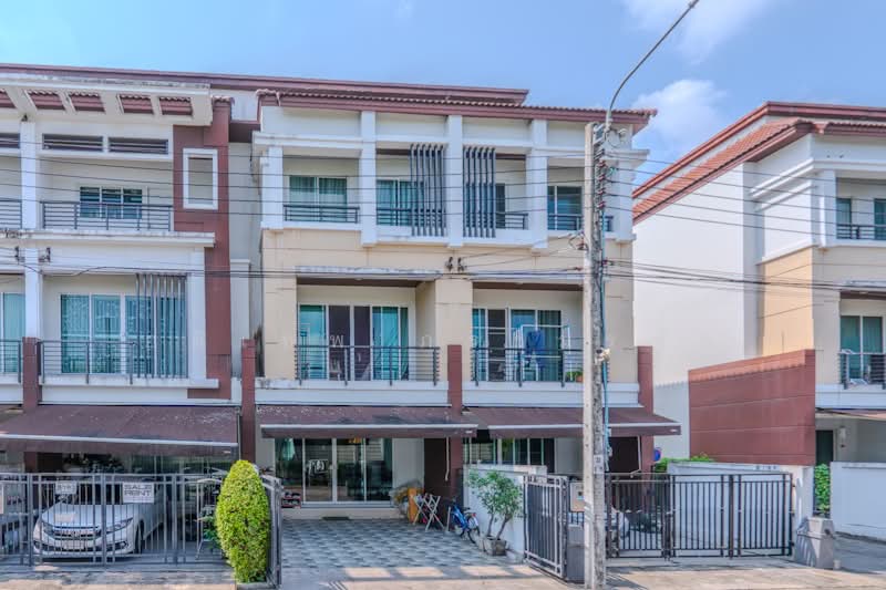 Baan Klang Muang Kaset-Nawamin : บ้านกลางเมือง เกษตร-นวมินทร์, กรุงเทพ, ซอยนวมินทร์ 70 แยก 11-2, คลองกุ่ม, บึงกุ่ม, กรุงเทพ, 166 ตร.ม., ทาวน์เฮ้าส์ ขาย, โดย อดิเทพ ภระมรทัต, 500222958 - DDproperty.com