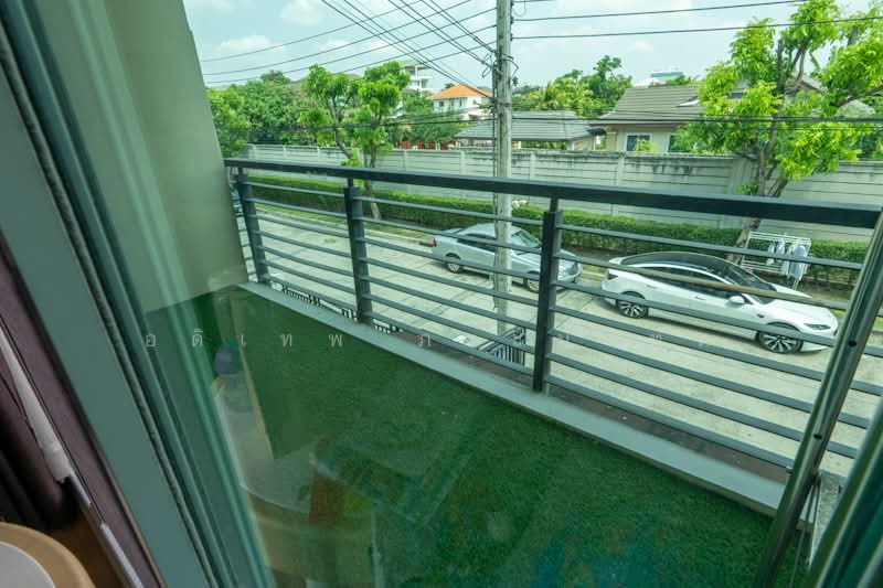 Baan Klang Muang Kaset-Nawamin, Bangkok, Soi Nawamin 70 Yeak 11-2, Khlong Kum, Bueng Kum, Bangkok, 4 Bedrooms, 166 sqm, Townhouse For Sale, by อดิเทพ ภระมรทัต, 500222958 - DDproperty.com