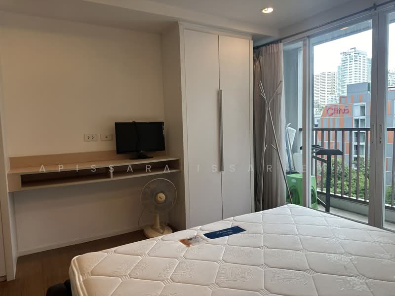 15 Sukhumvit Residences, Bangkok, Soi Sukhumvit 15, Khlongtoei Nua, Watthana, Bangkok, 1 Bedroom, 49 sqm, Condo For Rent, by Apissara Issareeya, 500222982 - DDproperty.com