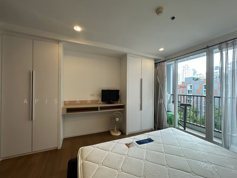 15 Sukhumvit Residences, Bangkok, Soi Sukhumvit 15, Khlongtoei Nua, Watthana, Bangkok, 1 Bedroom, 49 sqm, Condo For Rent, by Apissara Issareeya, 500222982 - DDproperty.com