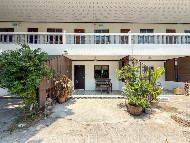 For Sale - Apartment in Pattaya, 12 rooms., Chon Buri (Pattaya)