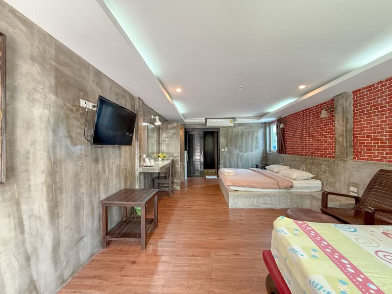 For Sale - Apartment in Pattaya, 12 rooms., Chon Buri (Pattaya)