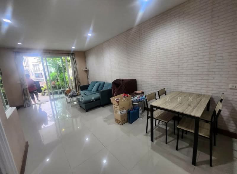 Golden Town 2 Ladprao-Kaset Nawamin, Bangkok, Soi Nawamin 42 Yak 27, Khlong Kum, Bueng Kum, Bangkok, 4 Bedrooms, 187 sqm, Townhouse For Rent, by Airada Parasarn, 500223001 - DDproperty.com