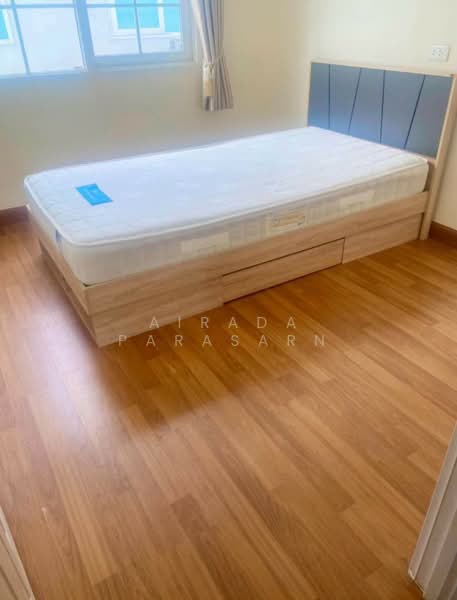 Golden Town 2 Ladprao-Kaset Nawamin, Bangkok, Soi Nawamin 42 Yak 27, Khlong Kum, Bueng Kum, Bangkok, 4 Bedrooms, 187 sqm, Townhouse For Rent, by Airada Parasarn, 500223001 - DDproperty.com