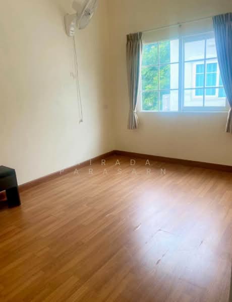 Golden Town 2 Ladprao-Kaset Nawamin, Bangkok, Soi Nawamin 42 Yak 27, Khlong Kum, Bueng Kum, Bangkok, 4 Bedrooms, 187 sqm, Townhouse For Rent, by Airada Parasarn, 500223001 - DDproperty.com