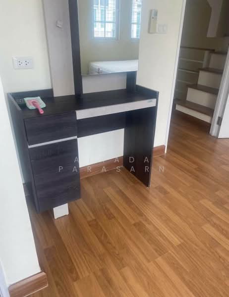 Golden Town 2 Ladprao-Kaset Nawamin, Bangkok, Soi Nawamin 42 Yak 27, Khlong Kum, Bueng Kum, Bangkok, 4 Bedrooms, 187 sqm, Townhouse For Rent, by Airada Parasarn, 500223001 - DDproperty.com