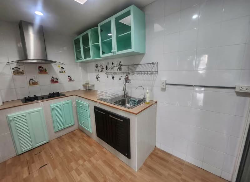 Golden Town 2 Ladprao-Kaset Nawamin, Bangkok, Soi Nawamin 42 Yak 27, Khlong Kum, Bueng Kum, Bangkok, 4 Bedrooms, 187 sqm, Townhouse For Sale, by Airada Parasarn, 500223007 - DDproperty.com