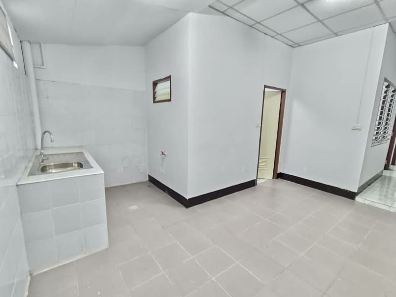 ศรีราชา, Chon Buri (Pattaya), เก้ากิโล, Si Racha, Si Racha, Chon Buri (Pattaya), 2 Bedrooms, 80 sqm, Townhouse For Sale, by Dawan Pharanat, 500223013 - DDproperty.com