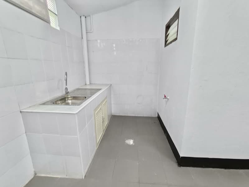 ศรีราชา, Chon Buri (Pattaya), เก้ากิโล, Si Racha, Si Racha, Chon Buri (Pattaya), 2 Bedrooms, 80 sqm, Townhouse For Sale, by Dawan Pharanat, 500223013 - DDproperty.com