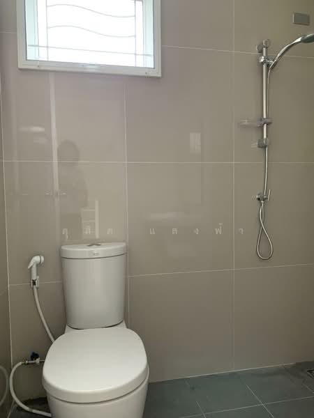 ให้เช่าทาวน์โฮม ม.เสนาวีว่า (เจซิตี้ ) อัสสัมชัญ ศรีราชา, Chon Buri (Pattaya), Surasak, Si Racha, Chon Buri (Pattaya), 3 Bedrooms, 80 sqm, Townhouse For Rent, by Dusit Saengfa, 500223023 - DDproperty.com