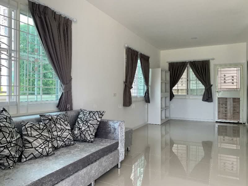 ให้เช่าทาวน์โฮม ม.เสนาวีว่า (เจซิตี้ ) อัสสัมชัญ ศรีราชา, Chon Buri (Pattaya), Surasak, Si Racha, Chon Buri (Pattaya), 3 Bedrooms, 80 sqm, Townhouse For Rent, by Dusit Saengfa, 500223023 - DDproperty.com