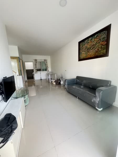 ให้เช่าทาวน์โฮม ม.เสนาวีว่า (เจซิตี้ ) อัสสัมชัญ ศรีราชา, Chon Buri (Pattaya), Surasak, Si Racha, Chon Buri (Pattaya), 3 Bedrooms, 80 sqm, Townhouse For Rent, by Dusit Saengfa, 500223023 - DDproperty.com