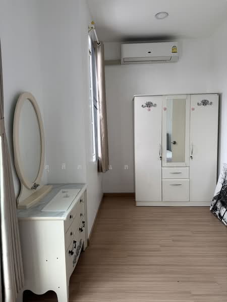 ให้เช่าทาวน์โฮม ม.เสนาวีว่า (เจซิตี้ ) อัสสัมชัญ ศรีราชา, ชลบุรี, สุรศักดิ์, ศรีราชา, ชลบุรี, 80 ตร.ม., ทาวน์เฮ้าส์ ให้เช่า, โดย ดุสิต แสงฟ้า, 500223023 - DDproperty.com