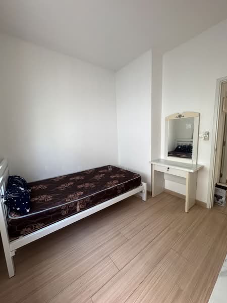 ให้เช่าทาวน์โฮม ม.เสนาวีว่า (เจซิตี้ ) อัสสัมชัญ ศรีราชา, ชลบุรี, สุรศักดิ์, ศรีราชา, ชลบุรี, 80 ตร.ม., ทาวน์เฮ้าส์ ให้เช่า, โดย ดุสิต แสงฟ้า, 500223023 - DDproperty.com