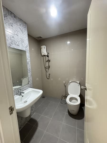 ให้เช่าทาวน์โฮม ม.เสนาวีว่า (เจซิตี้ ) อัสสัมชัญ ศรีราชา, Chon Buri (Pattaya), Surasak, Si Racha, Chon Buri (Pattaya), 3 Bedrooms, 80 sqm, Townhouse For Rent, by Dusit Saengfa, 500223023 - DDproperty.com