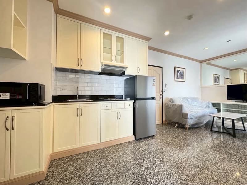 Pathumwan Resort, Bangkok, Phayathai Road, Thanon Phaya Thai, Ratchathewi, Bangkok, 2 Bedrooms, 50 sqm, Condo For Sale, by Nattakan nueaiam, 500223038 - DDproperty.com