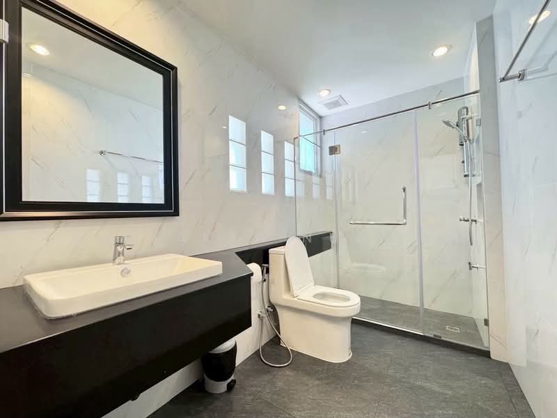 Pathumwan Resort, Bangkok, Phayathai Road, Thanon Phaya Thai, Ratchathewi, Bangkok, 2 Bedrooms, 50 sqm, Condo For Sale, by Nattakan nueaiam, 500223038 - DDproperty.com