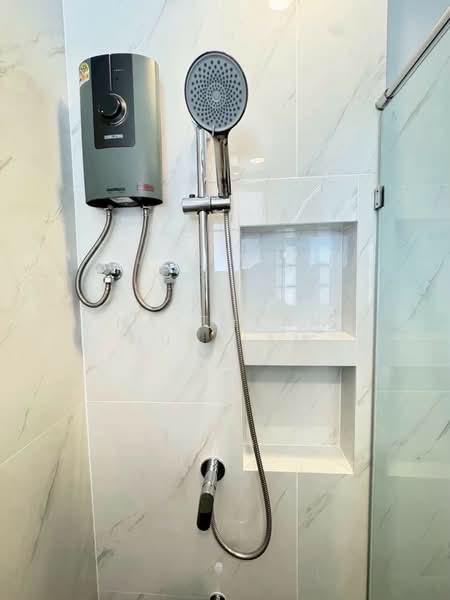 Pathumwan Resort, Bangkok, Phayathai Road, Thanon Phaya Thai, Ratchathewi, Bangkok, 2 Bedrooms, 50 sqm, Condo For Sale, by Nattakan nueaiam, 500223038 - DDproperty.com