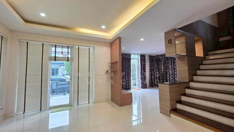 The Gallery House Pattern : เดอะ แกลเลอรี่ เฮ้าส์ แพทเทิร์น, กรุงเทพ, 230/145 ลาดพร้าว แยก31, จอมพล, จตุจักร, กรุงเทพ, 252 ตร.ม., บ้านเดี่ยว ขาย, โดย Tadsapong Pimpachad, 500223049 - DDproperty.com