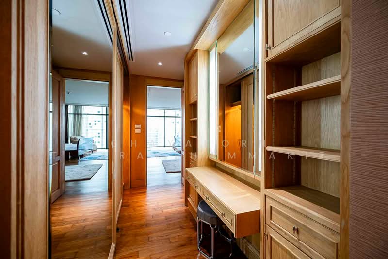 The St. Regis Bangkok (Residences), Bangkok, Rajdamri, Lumphini, Pathum Wan, Bangkok, 3 Bedrooms, 440 sqm, Condo For Rent, by Chayakorn Tirarakthammakit, 500223056 - DDproperty.com