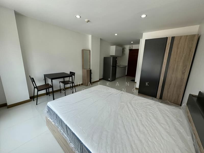 PG 2 Rama IX : พีจี 2 พระราม 9, กรุงเทพ, 135 ถนนพระราม 9, ห้วยขวาง, ห้วยขวาง, กรุงเทพ, 30 ตร.ม., คอนโด ให้เช่า, โดย Naphatkanok Chochong, 500223064 - DDproperty.com