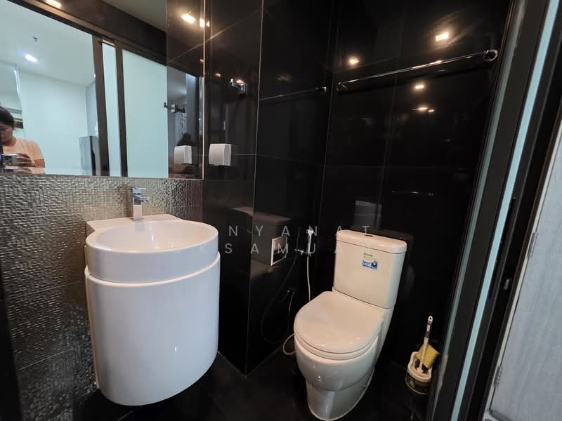 Rhythm Sukhumvit 36-38, Bangkok, 55 Soi Sukhumvit 36, Sukhumvit Road, Phra Kanong, Khlong Toei, Bangkok, Studio, 25 sqm, Condo For Rent, by Kanyanat Ruksamuang, 500223070 - DDproperty.com