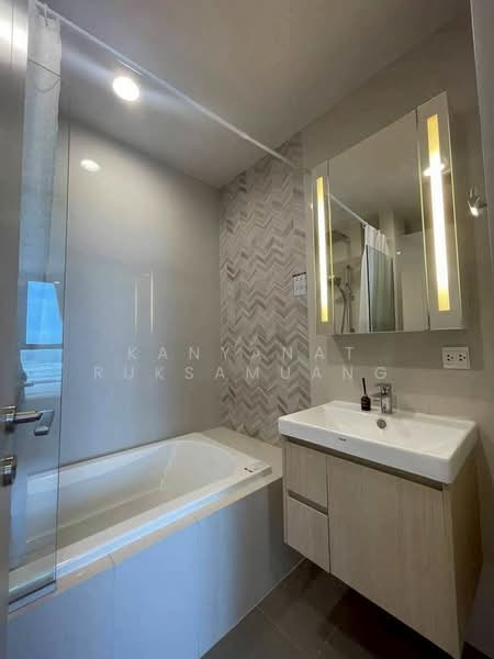 Oka Haus Sukhumvit 36, Bangkok, 3399 Rama 4 Road, Khong Tan, Khlong Toei, Bangkok, 1 Bedroom, 35 sqm, Condo For Rent, by Kanyanat Ruksamuang, 500223072 - DDproperty.com