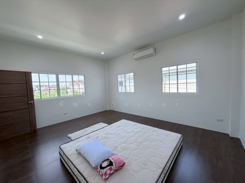 ออฟฟิศ 2 ชั้น พร้อมโกดัง, กรุงเทพ, หลักสอง, บางแค, กรุงเทพ, 405 ตร.ม., โกดัง-โรงงาน ให้เช่า, โดย พัฒน์ วินเนอร์, 500223082 - DDproperty.com