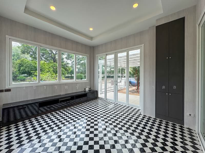 Perfect Place Sukhumvit 77-Suvarnabhumi : เพอร์เฟค เพลส สุขุมวิท77-สุวรรณภูมิ, สมุทรปราการ, ถนนลาดกระบัง, ราชาเทวะ, บางพลี, สมุทรปราการ, 280 ตร.ม., บ้านเดี่ยว ขาย, โดย วัชราทรัพย์ ภูปภาดล, 500223085 - DDproperty.com