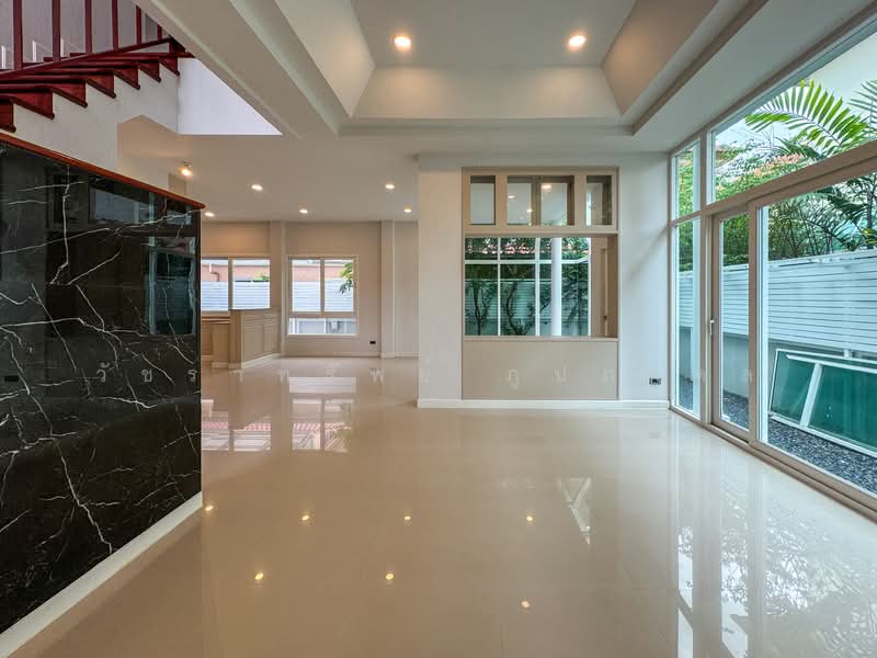 Perfect Place Sukhumvit 77-Suvarnabhumi, Samut Prakan, Lat Krabang Road, Rachathewa, Bang Plee, Samut Prakan, 4 Bedrooms, 280 sqm, Single Detached House For Sale, by วัชราทรัพย์ ภูปภาดล, 500223085 - DDproperty.com