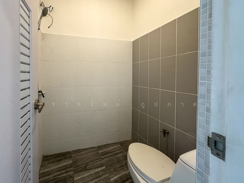 Perfect Place Sukhumvit 77-Suvarnabhumi : เพอร์เฟค เพลส สุขุมวิท77-สุวรรณภูมิ, สมุทรปราการ, ถนนลาดกระบัง, ราชาเทวะ, บางพลี, สมุทรปราการ, 280 ตร.ม., บ้านเดี่ยว ขาย, โดย วัชราทรัพย์ ภูปภาดล, 500223085 - DDproperty.com