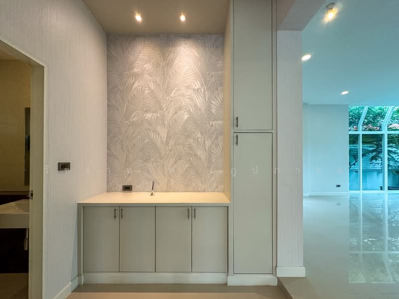 Perfect Place Sukhumvit 77-Suvarnabhumi, Samut Prakan, Lat Krabang Road, Rachathewa, Bang Plee, Samut Prakan, 4 Bedrooms, 280 sqm, Single Detached House For Sale, by วัชราทรัพย์ ภูปภาดล, 500223085 - DDproperty.com