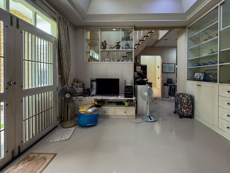 Perfect Place Sukhumvit 77-Suvarnabhumi, Samut Prakan, Lat Krabang Road, Rachathewa, Bang Plee, Samut Prakan, 4 Bedrooms, 250 sqm, Single Detached House For Sale, by วัชราทรัพย์ ภูปภาดล, 500223087 - DDproperty.com